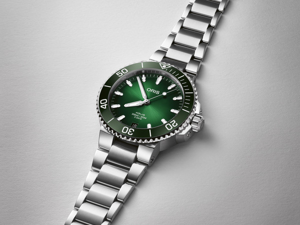 ORIS Aquis Date Calibre 400 41,5 mm 01 400 7769 4157-07 8 22 09PEB