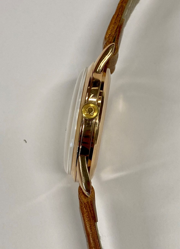 OMEGA cal 286 kultakello 14k