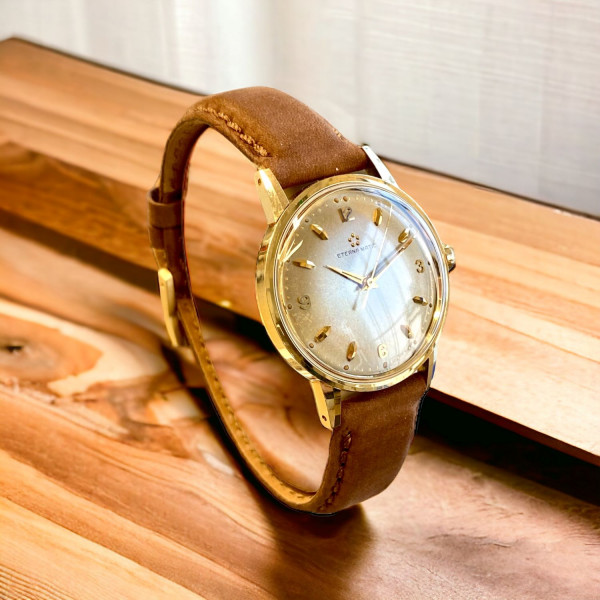 Eterna-matic kultakello automaatti