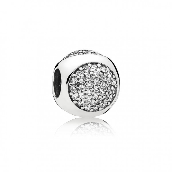 PANDORA Round Pavé Hela